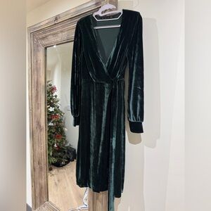 ZARA Trafaluc Green Velvet Dress Wrap Size XS